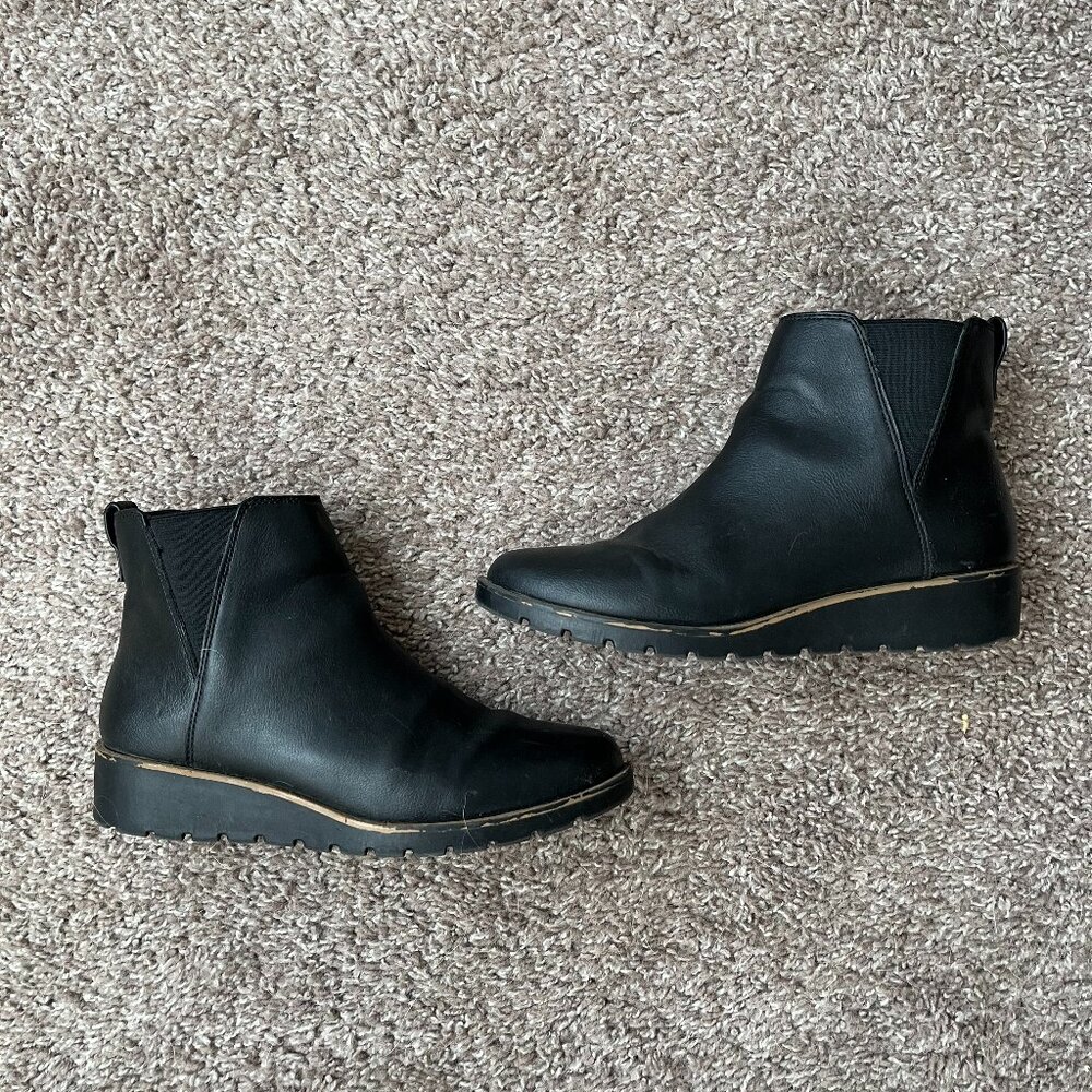 St. John's Bay Black Leather Ankle Booties